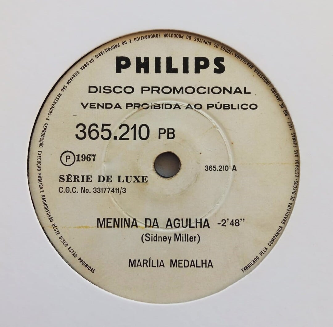 Marília Medalha - Menina da Agulha / Água Morta