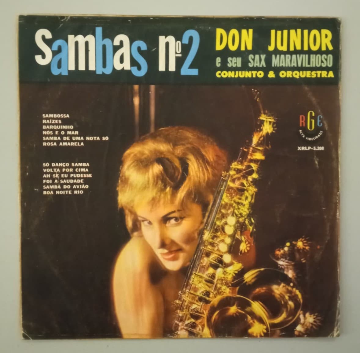 Don Junior e Seu Sax Maravilhoso Conjunto & Orquestra - Sambas Nº 2