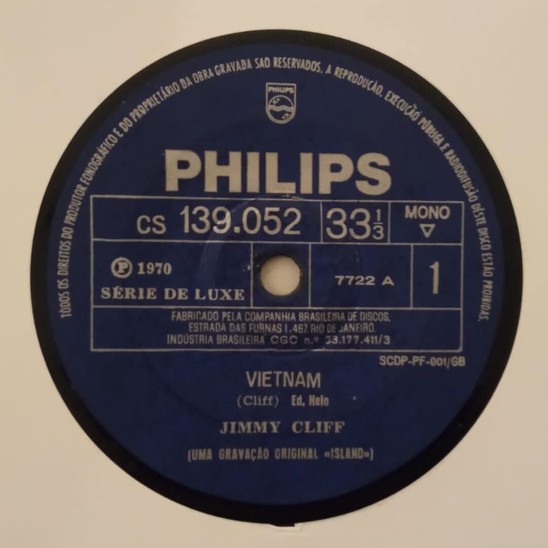 Jimmy Cliff - Vietnam / She Does It Right