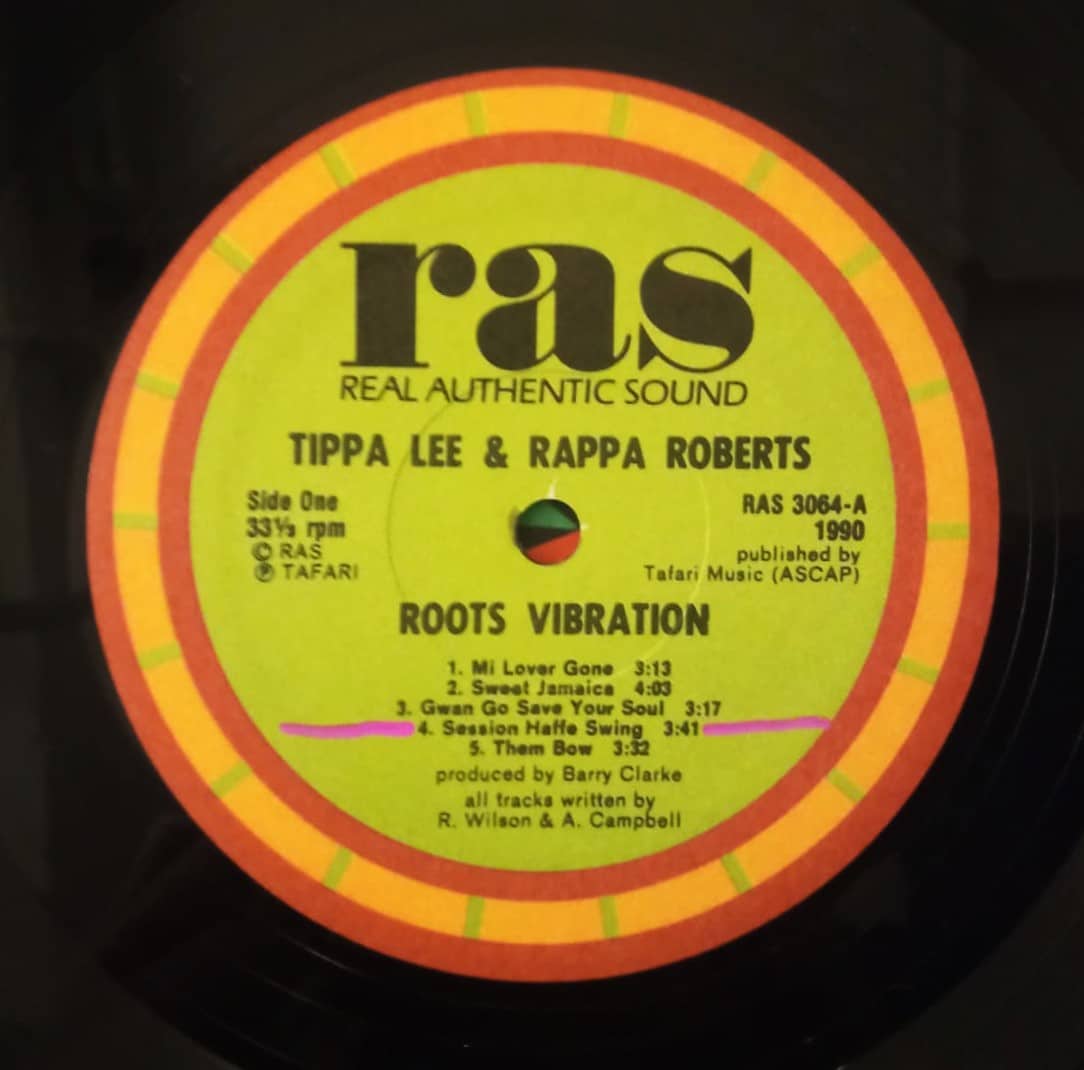 Tippa Lee & Rappa Roberts - Roots Vibration | LP Vinil | Boa Viagem ...