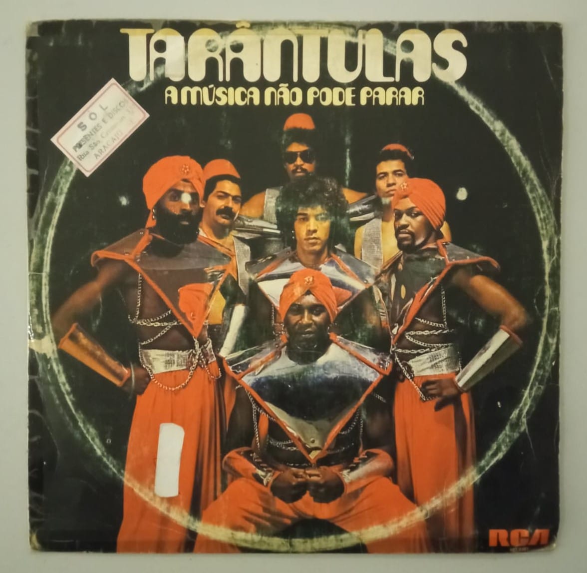Tarântulas – A Música Não Pode Parar