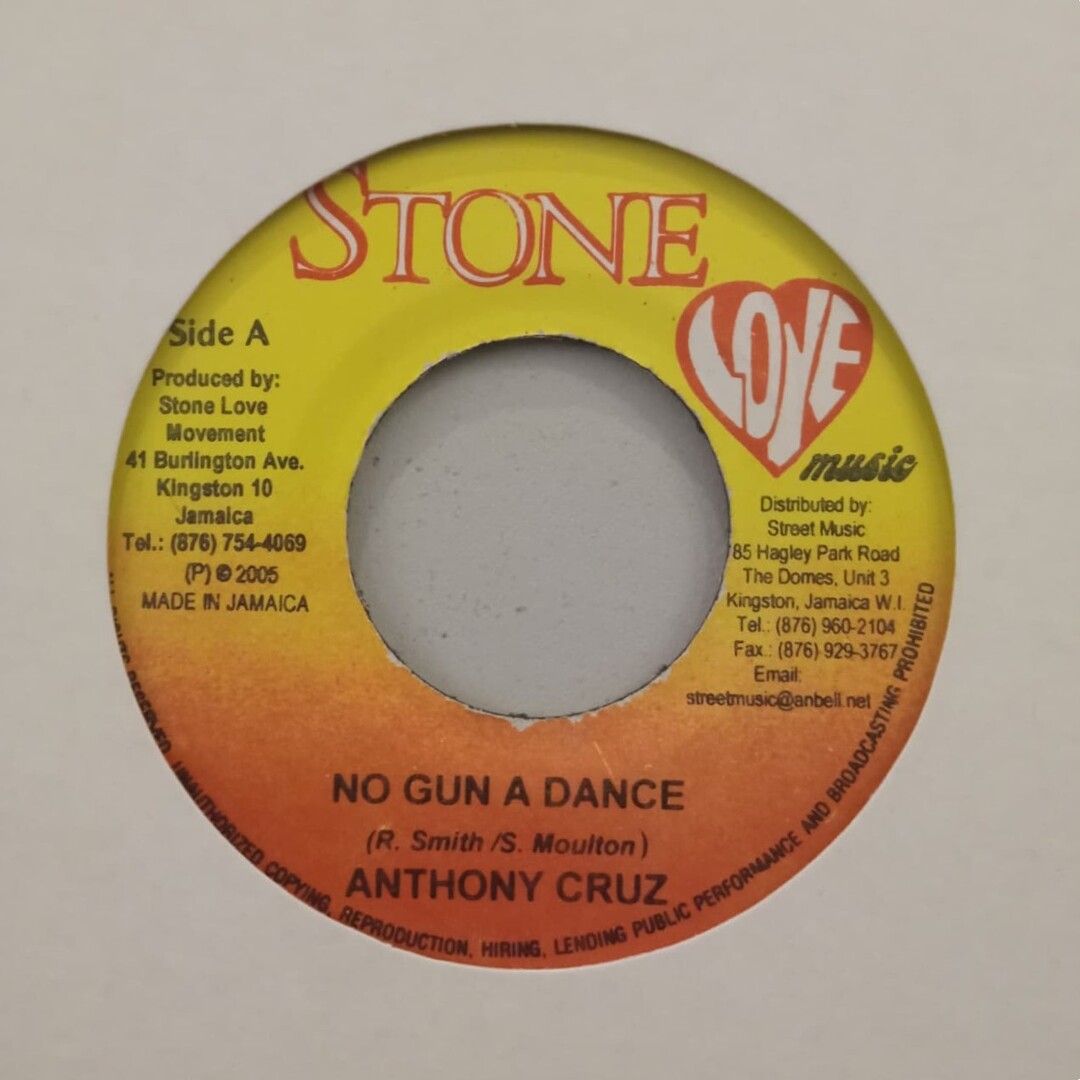 Anthony Cruz – No Gun A Dance / Version