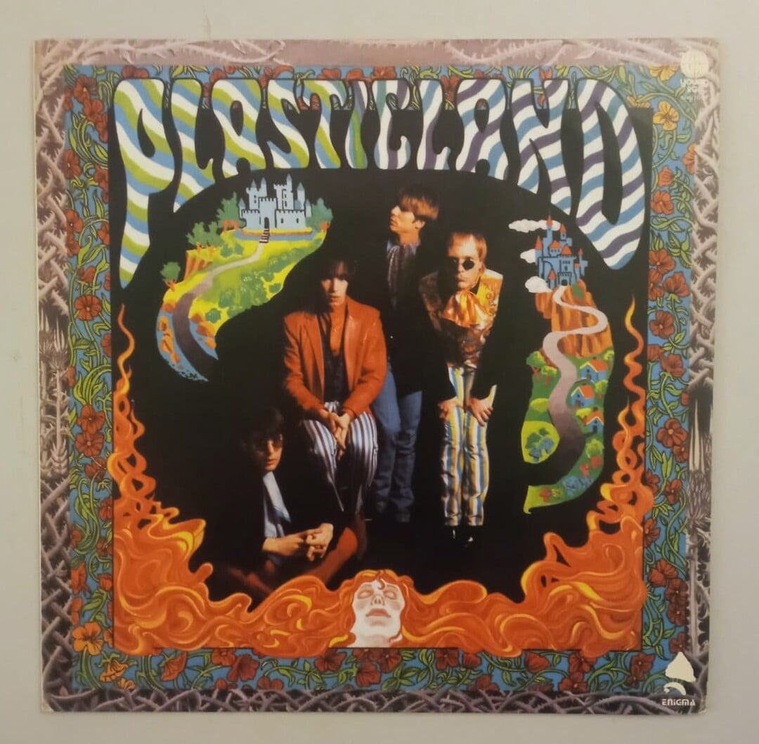 Plasticland – Plasticland