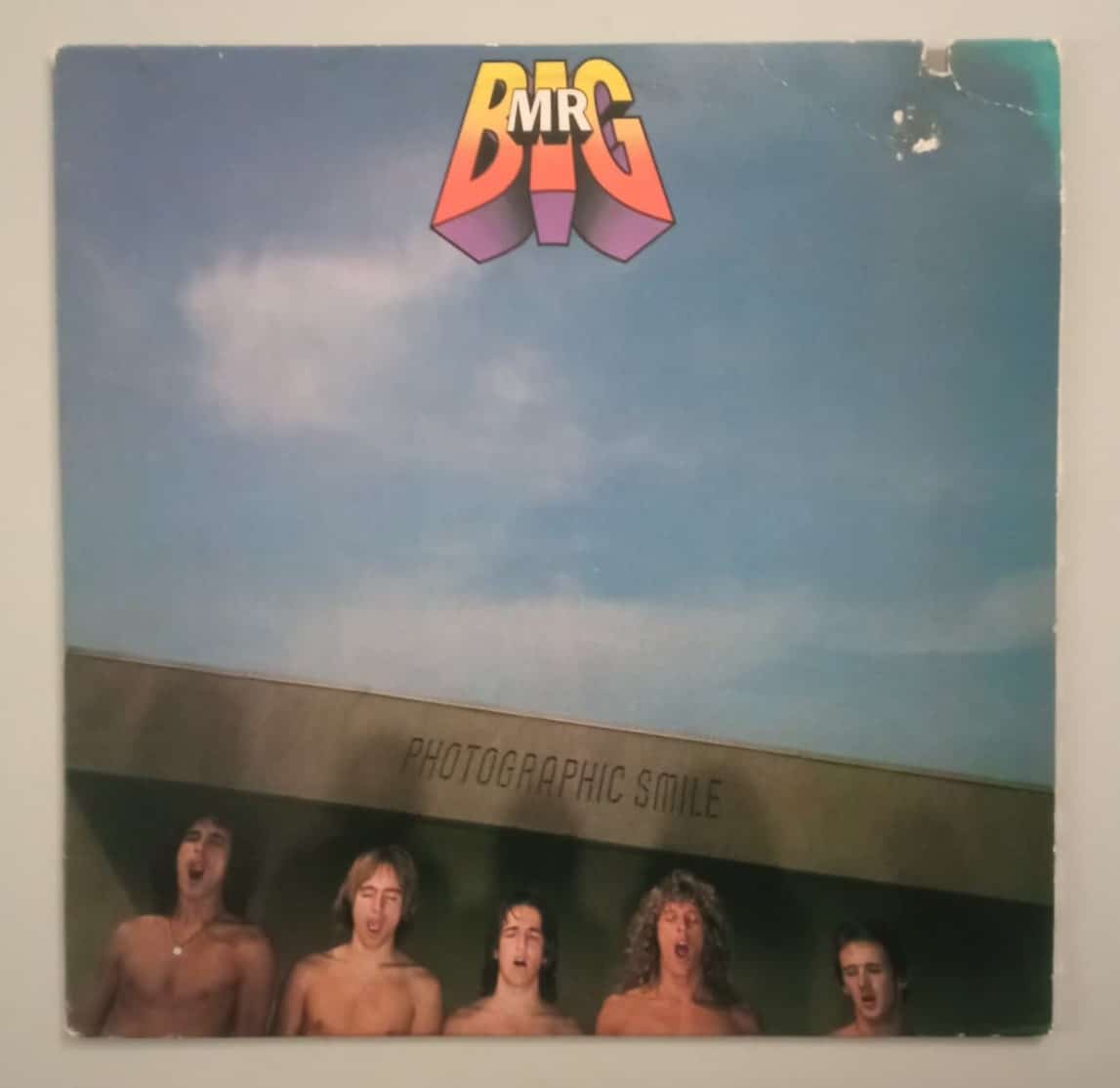 Mr. Big – Photographic Smile