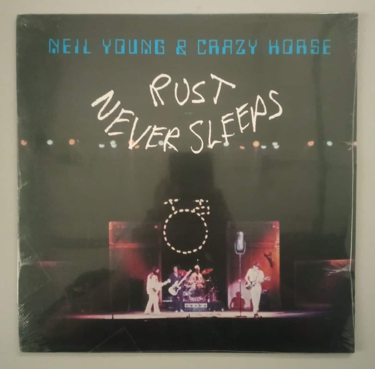 Neil Young & Crazy Horse – Rust Never Sleeps