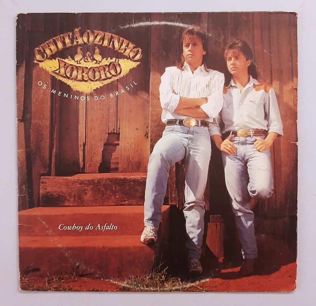 Chitãozinho & Xororó – Cowboy Do Asfalto