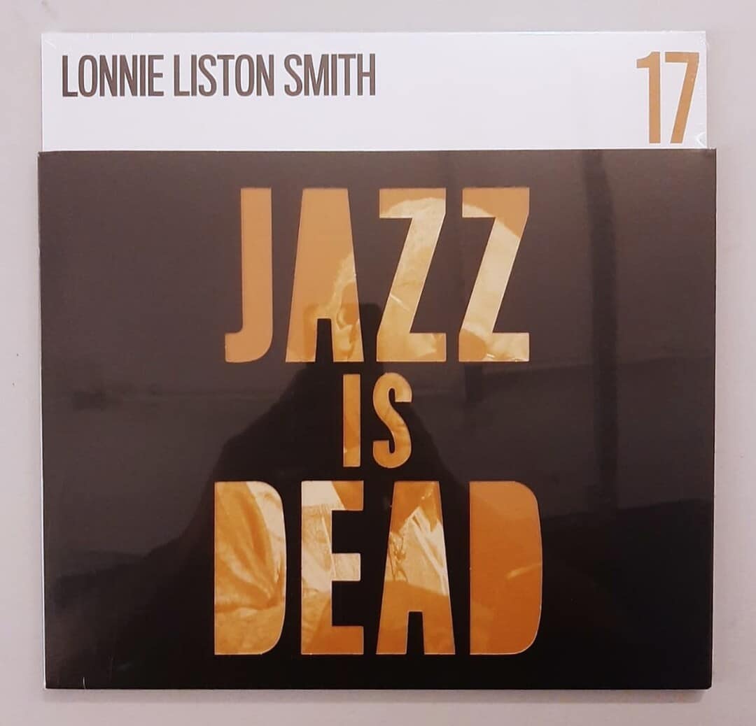 Lonnie Liston Smith Ali Shaheed Muhammad & Adrian Younge – Jazz Is Dead 17