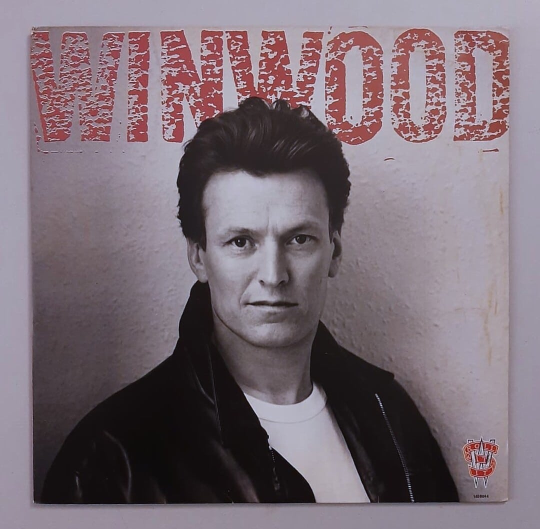 Steve Winwood – Roll With It